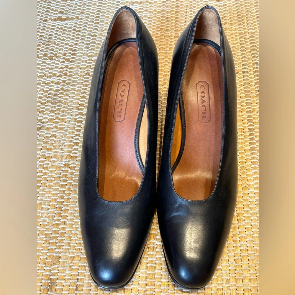 NWOT COACH s9.5🔥80s VINTAGE Never worn blk leather pumps Made in Italy Pristine - Picture 2 of 8